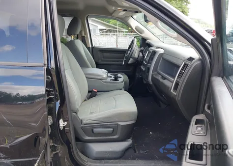 2014 Ram 1500 Express z USA, uszkodzony, nr VIN 1C6RR7FT1ES419047